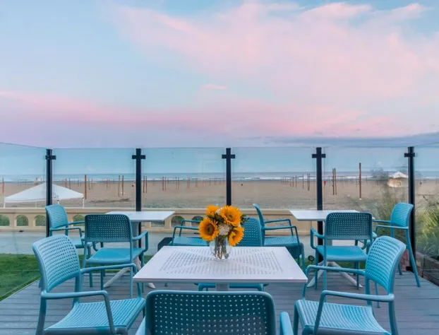 Seashore Inn on the Beach hotel detail image 1