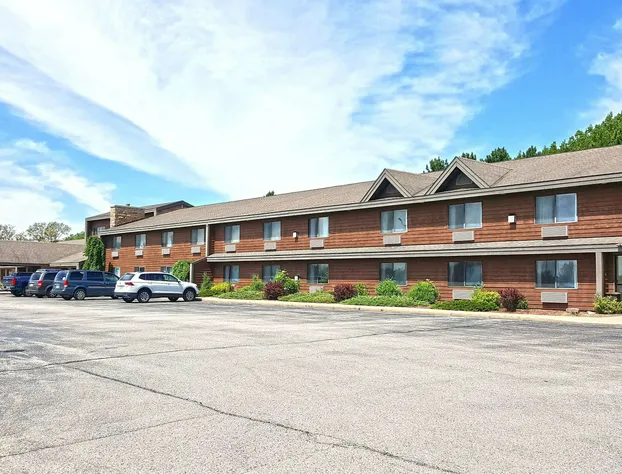 Americas Best Value Inn & Suites Norway hotel detail image 2