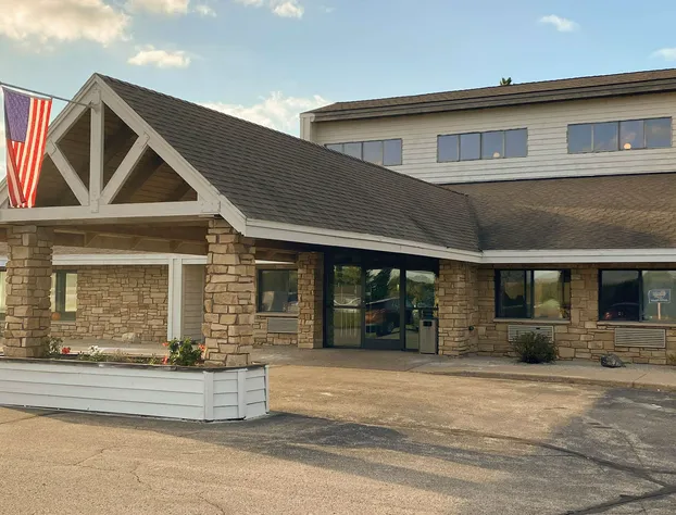 Americas Best Value Inn & Suites Norway hotel detail image 3