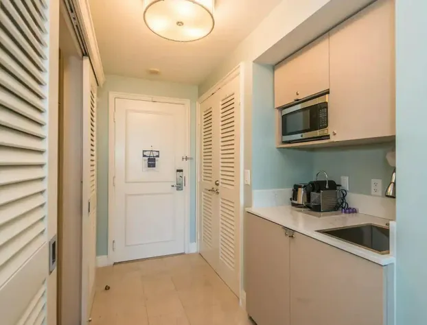 Studio at The Ritz-Carlton Key Biscayne hotel detail image 4