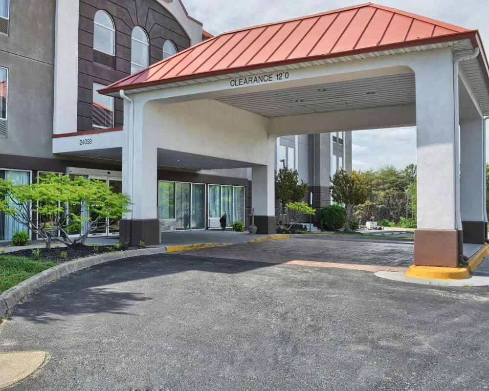 Comfort Inn Ruther Glen near Kings Dominion hotel hero