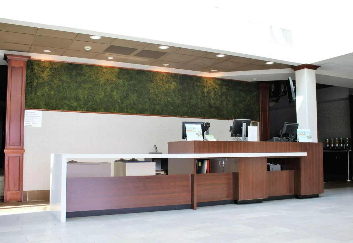 Medallion Inn & Suites hotel hero