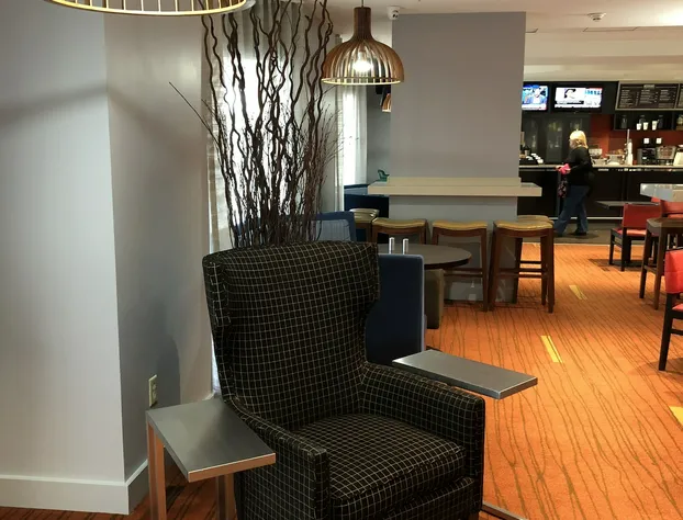 Courtyard by Marriott Toronto Airport hotel detail image 4