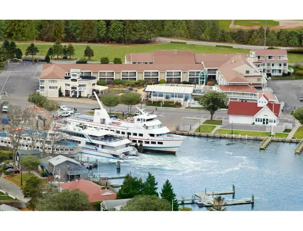 Hyannis Harbor Hotel hotel detail image 3