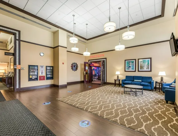 Comfort Suites Chicago O'Hare Airport hotel detail image 4