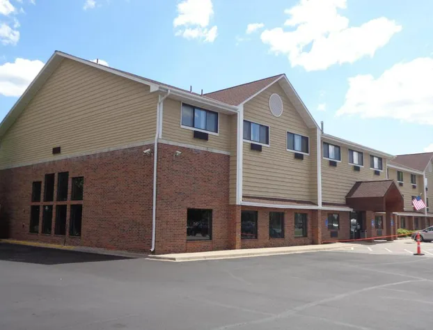 Baymont by Wyndham Bloomington MSP Airport hotel detail image 1