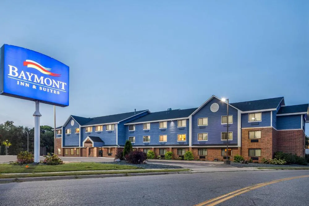 Baymont by Wyndham Bloomington MSP Airport hotel hero