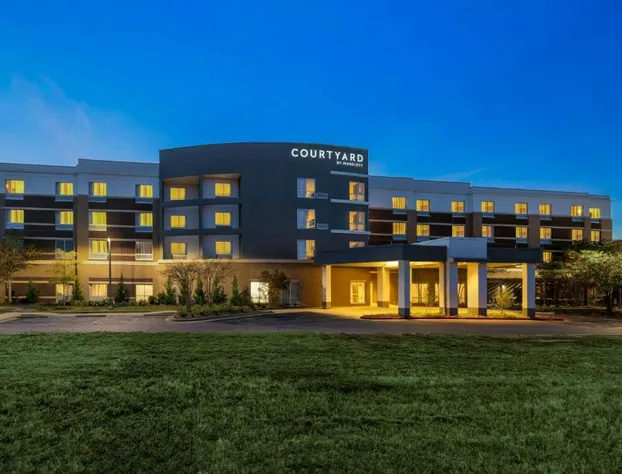 Courtyard Starkville MSU at The Mill Conference Center hotel detail image 1