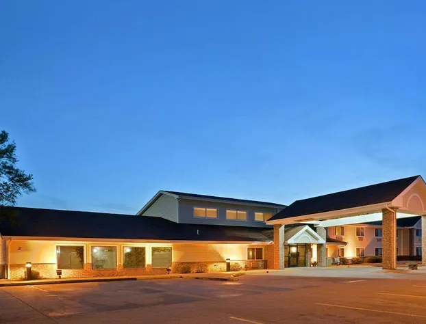 AmericInn by Wyndham Marshall hotel detail image 1