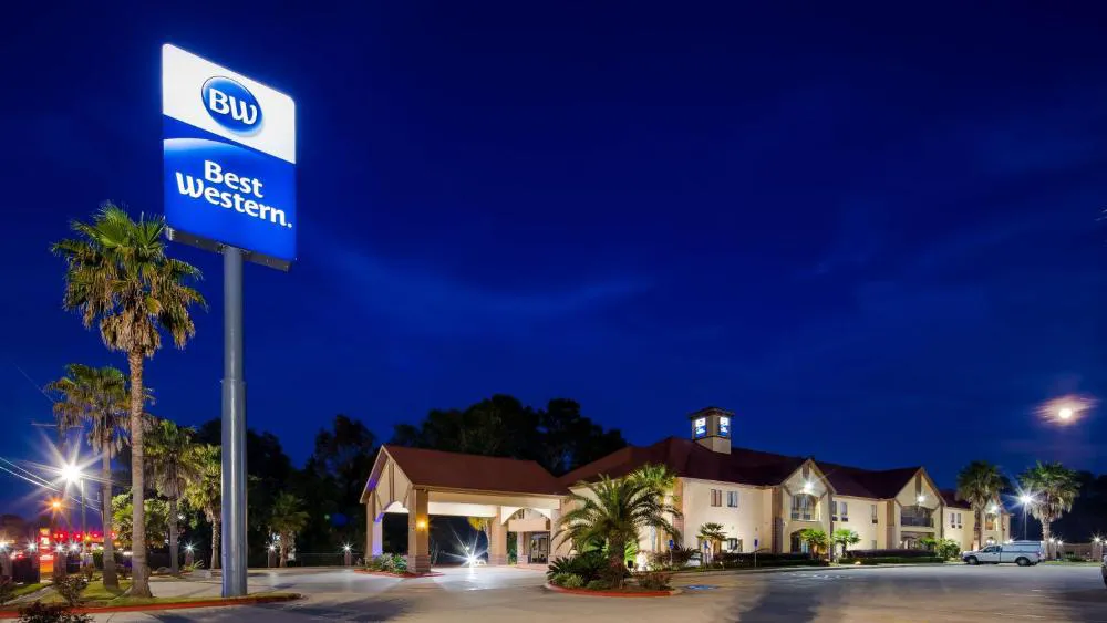 Best Western Inn & Suites - Lake Charles hotel hero