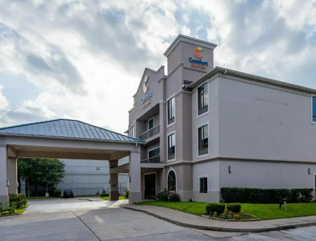 Comfort Suites Houston West at Clay Road hotel detail image 1