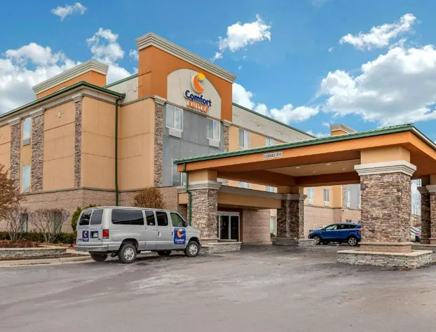 Comfort Suites Southgate-Detroit hotel detail image 1