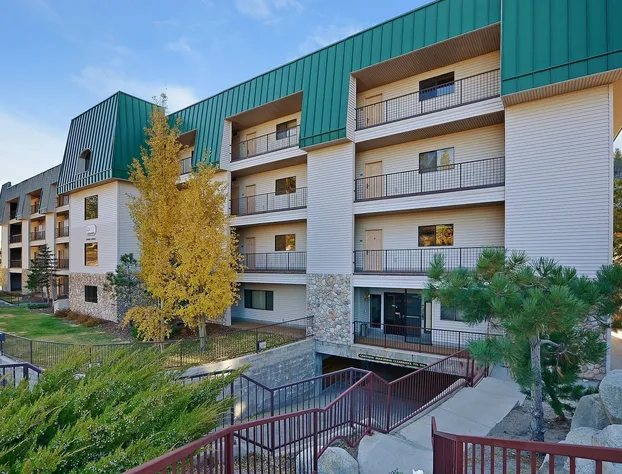 Ridge Pointe hotel detail image 1