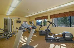 Ridge Pointe hotel detail image 3