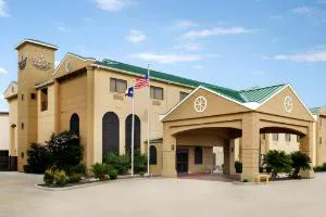 Country Inn & Suites by Radisson, Houston Northwest, TX hotel detail image 2