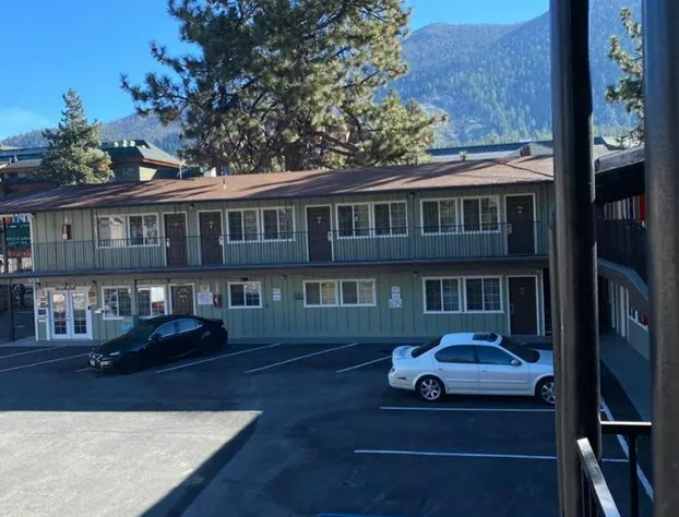 Budget INN At The Heavenly Gondola hotel detail image 4