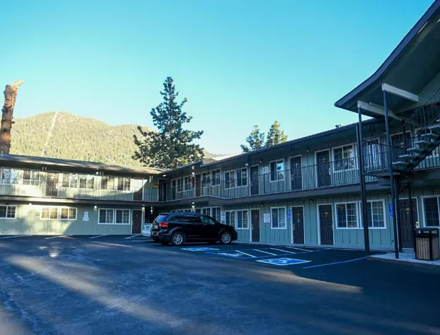 Budget INN At The Heavenly Gondola hotel detail image 1