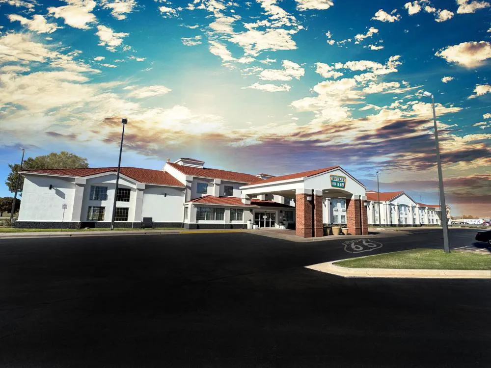 Lucille's Hotel, Restaurant, & Bar hotel hero