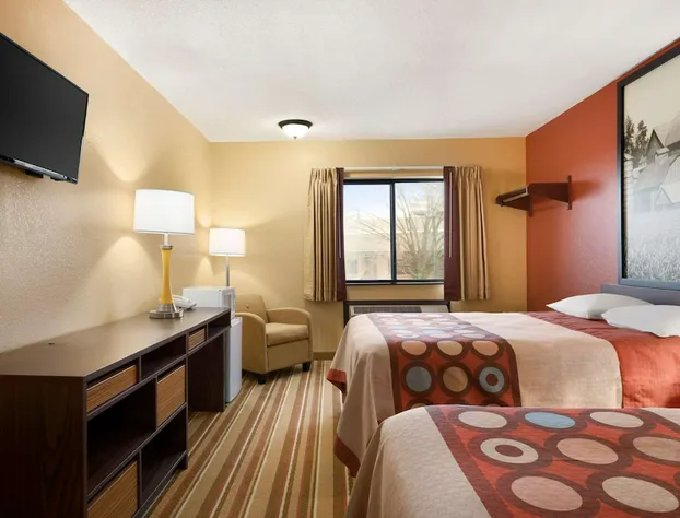 Super 8 by Wyndham Rantoul hotel detail image 4