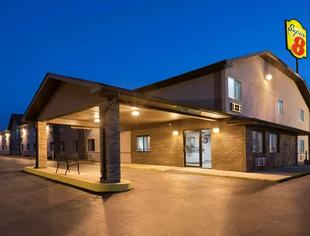 Super 8 by Wyndham Rantoul hotel detail image 1