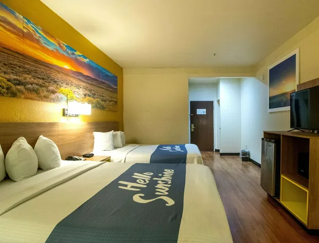 Days Inn & Suites by Wyndham Houston North/Aldine hotel detail image 2