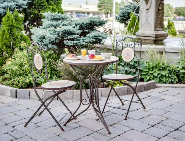 Monte Carlo Inn Toronto West Suites hotel detail image 2