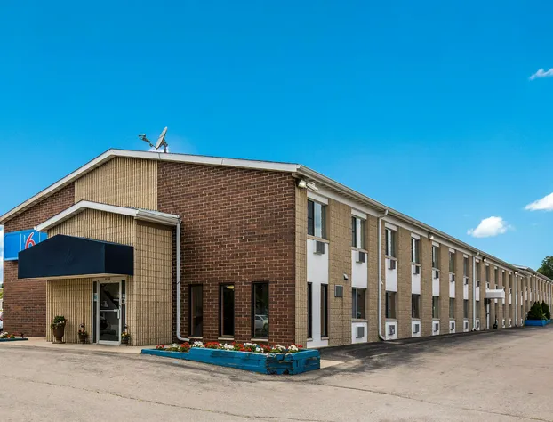 Motel 6 Madison, WI - East hotel detail image 1