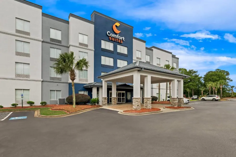 Comfort Suites Columbia at Harbison hotel hero