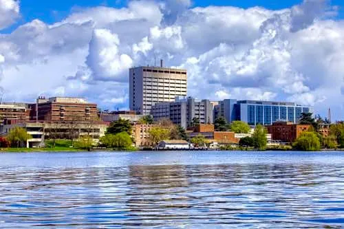 Silver Cloud Hotel - Seattle University of Washington District hotel detail image 1