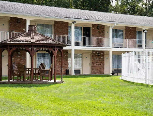 Crystal Inn Eatontown hotel detail image 2