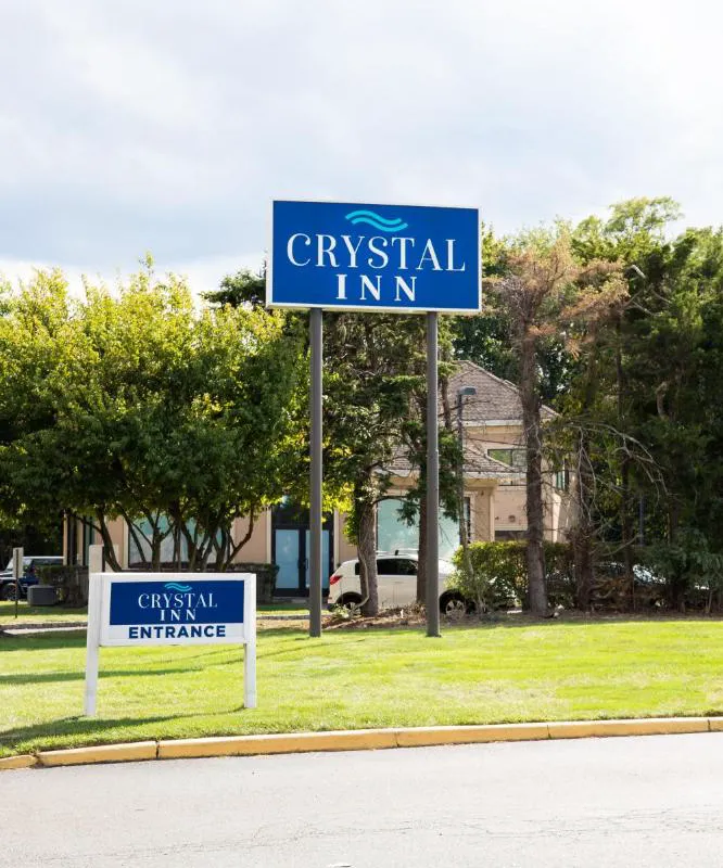 Crystal Inn Eatontown hotel hero