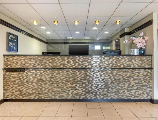 SureStay Hotel by Best Western East Brunswick hotel detail image 4