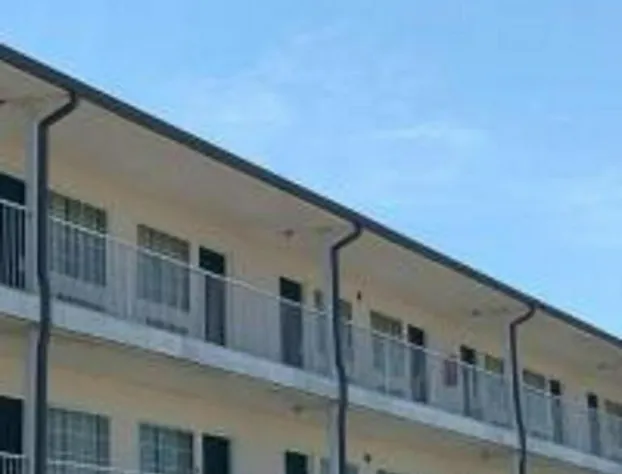 InTown Suites Extended Stay Gulfport MS hotel detail image 2