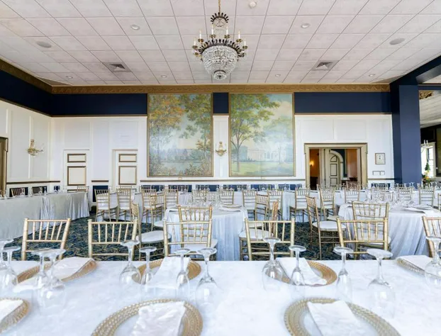 Inn on Broadway hotel detail image 2