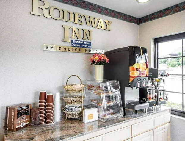 Rodeway Inn Monterey Near Fairgrounds hotel detail image 3