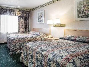 Rodeway Inn Monterey Near Fairgrounds hotel detail image 4