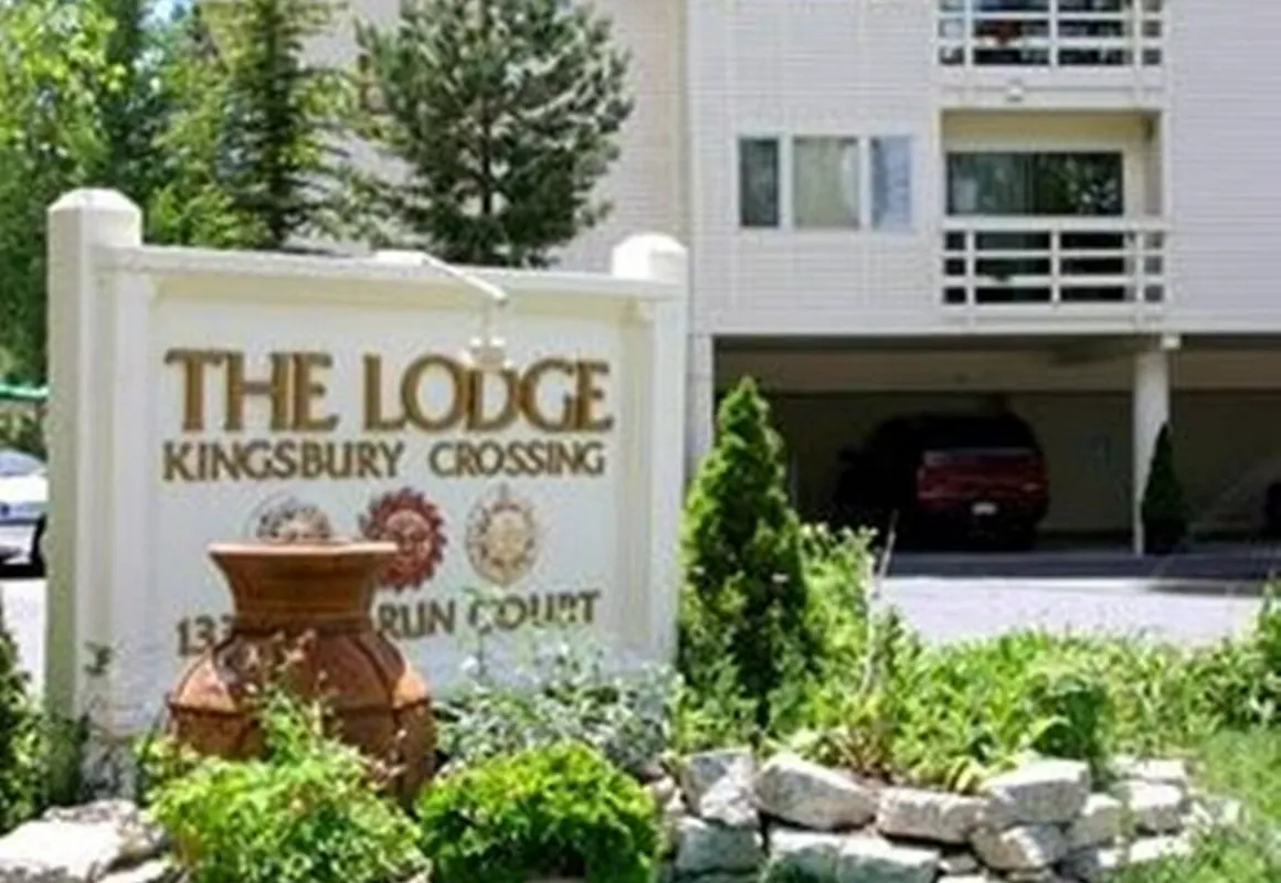 The Lodge at Kingsbury Crossing hotel hero