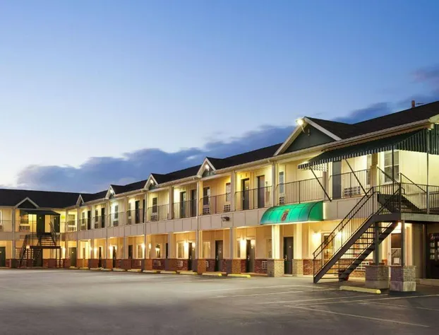 Super 8 by Wyndham Mifflinville Near Bloomsburg hotel detail image 2