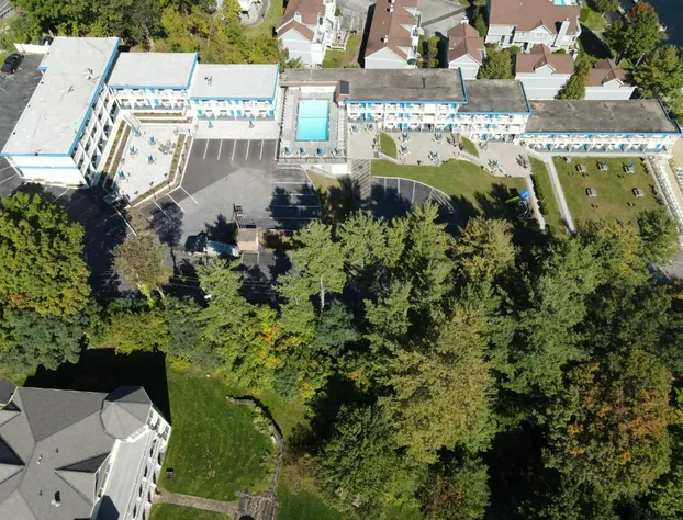 Lakefront Terrace Resort hotel detail image 3