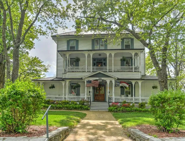 1898 Waverly Inn hotel detail image 2