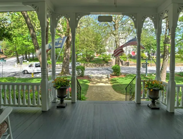 1898 Waverly Inn hotel detail image 3
