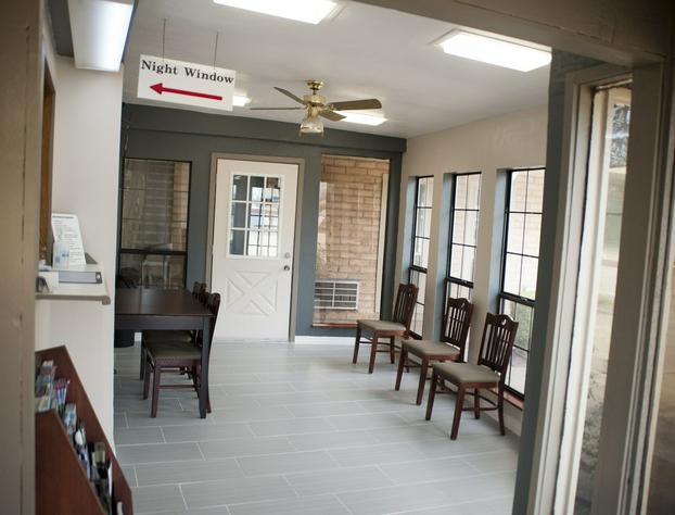 Victorian Inn & Suites hotel detail image 2