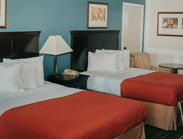 Victorian Inn & Suites hotel detail image 3