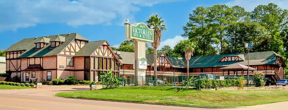 Victorian Inn & Suites hotel hero