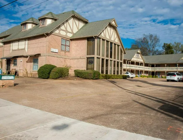 Victorian Inn & Suites hotel detail image 3