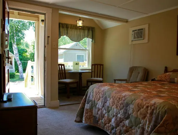 Kennebunk Gallery Motel & Cottages hotel detail image 3