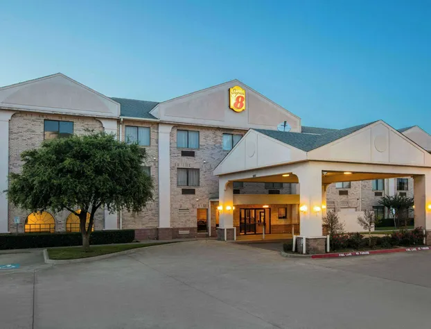 Super 8 by Wyndham Garland North Dallas Area hotel detail image 1