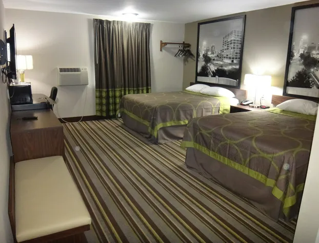 Super 8 by Wyndham Ardmore hotel detail image 4