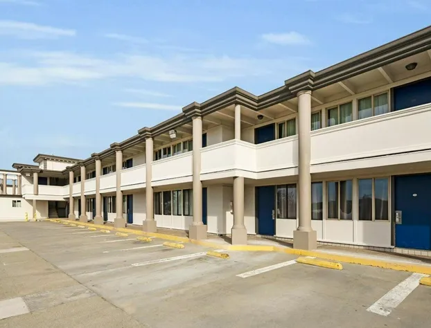 Motel 6 San Francisco, CA – Great Highway hotel detail image 2