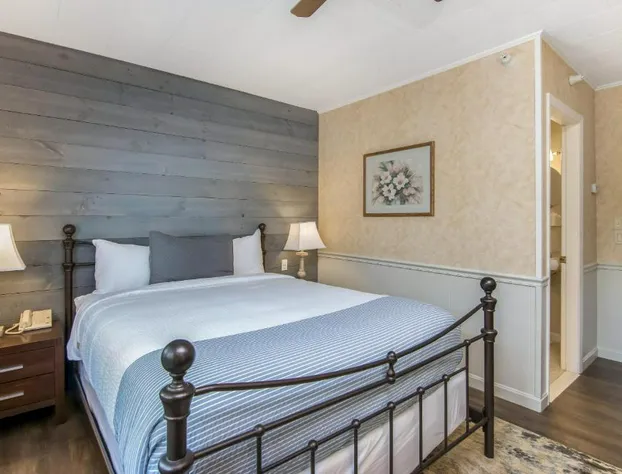 Grey Fox Inn hotel detail image 4